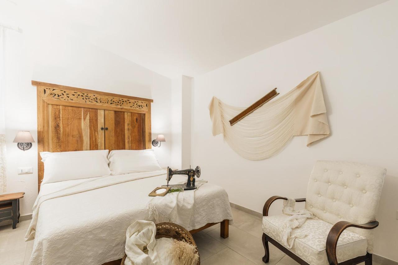 B&B Antico Telaio Санта-Мария-Наварезе Экстерьер фото